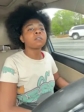 Ebony Queeen online show from April 6, 9:27 pm