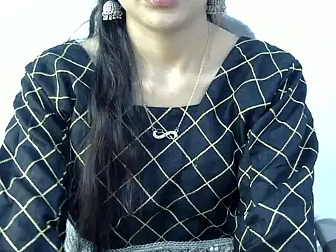 Snapshot of Mehaak_ chatting on June 19, 8:18 am Mehaak online show from June 19, 8:18 am