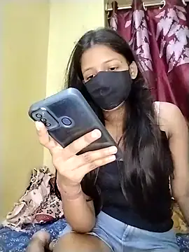 Snapshot of Naina-hott chatting on May 2, 6:35 pm Naina-hott online show from May 2, 6:35 pm