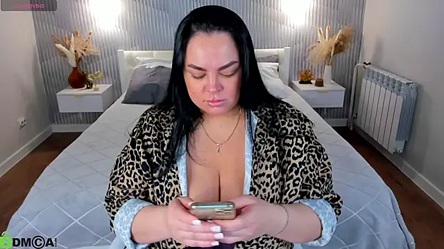 adele crown online show from February 19, 1:23 am