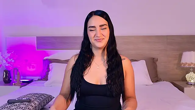 MaraGrief  online show from April 1, 11:11 am