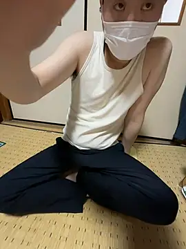 Snapshot of shizuku-kun211 chatting on May 2, 2:49 am shizuku-kun211 online show from May 2, 2:49 am
