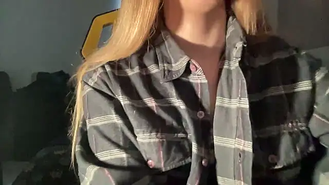 petiteetoile online show from February 16, 2:46 pm