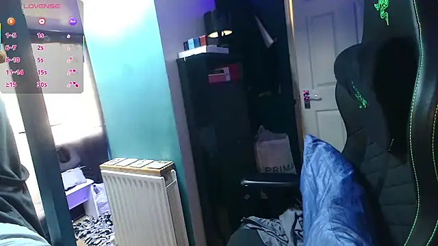 Snapshot of JadeAlexis403 chatting on March 3, 9:48 am JadeAlexis403 online show from March 3, 9:48 am