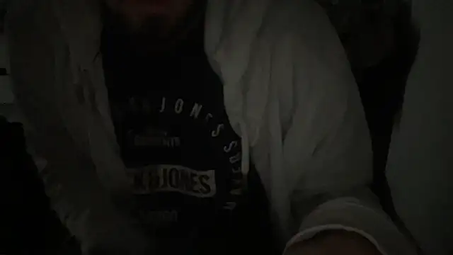 Snapshot of raoulbtnbois chatting on February 6, 10:29 am raoulbtnbois online show from February 6, 10:29 am