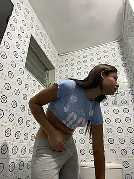 Romie rous online show from April 12, 1:27 pm