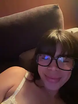 Brigitte01 online show from May 16, 10:19 pm