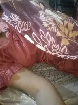 Snapshot of SexyAngel43 chatting on May 2, 1:10 am SexyAngel43 online show from May 2, 1:10 am