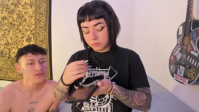 Aria x Orien  online show from April 22, 5:47 pm