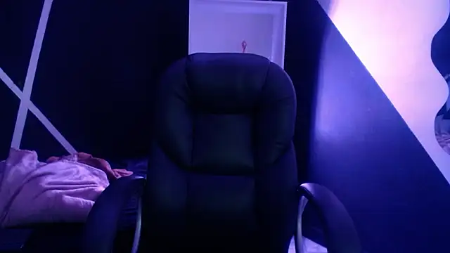 Vyoleta22 online show from March 10, 11:37 am