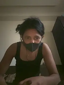 Snapshot of raavigirl chatting on February 16, 7:37 am raavigirl online show from February 16, 7:37 am