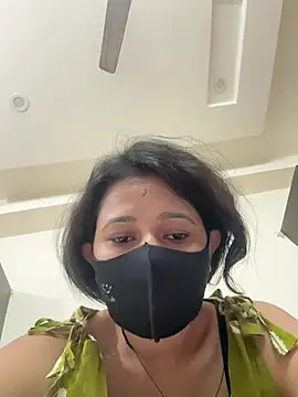 Snapshot of raavigirl chatting on February 28, 9:21 am raavigirl online show from February 28, 9:21 am