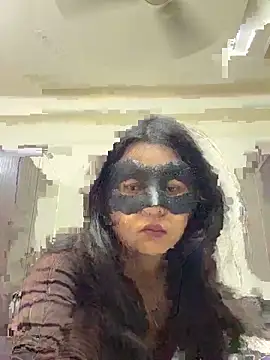 raavigirl online show from March 29, 3:34 pm