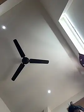 raavigirl online show from April 11, 8:07 am