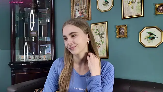 Snapshot of Erica_Grace chatting on February 8, 9:40 pm Erica Grace online show from February 8, 9:40 pm