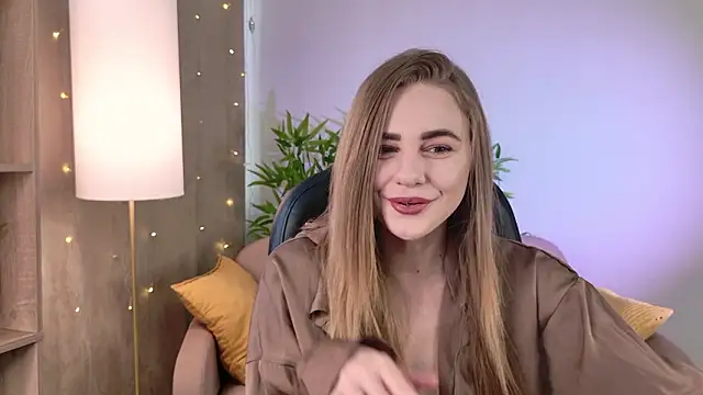 Snapshot of Erica_Grace chatting on February 24, 7:06 am Erica Grace online show from February 24, 7:06 am