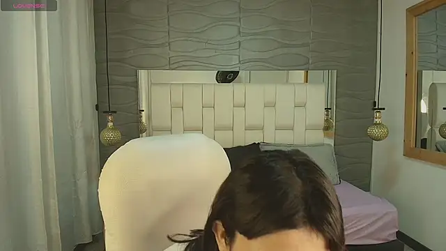 Thaliaa Lopez online show from February 16, 12:12 pm