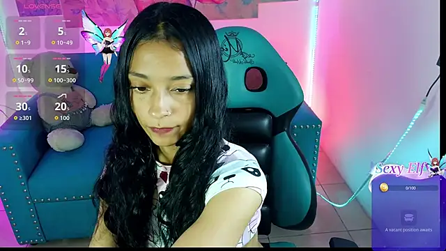 Snapshot of aylannyy_m chatting on May 28, 2:42 am aylannyy m online show from May 28, 2:42 am