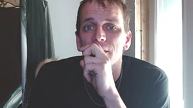 cguffey2284 online show from April 5, 10:40 pm