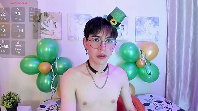 Demian Hush online show from March 18, 3:20 am