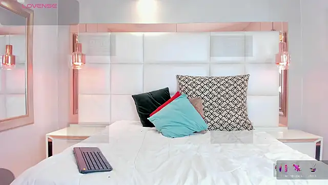 Snapshot of Sebastian_Collins_ chatting on March 2, 9:32 pm Sebastian Collins online show from March 2, 9:32 pm