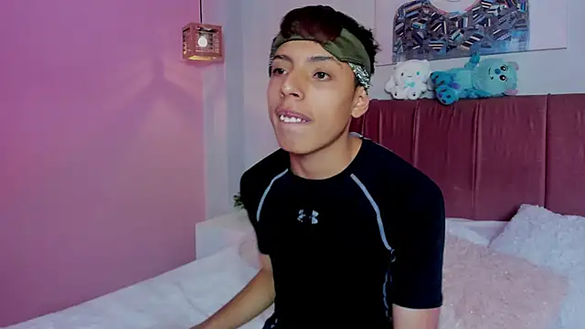 Snapshot of _camilo_ortiz chatting on June 18, 5:17 pm camilo ortiz online show from June 18, 5:17 pm