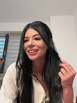 VivienDiamond online show from February 8, 5:55 am