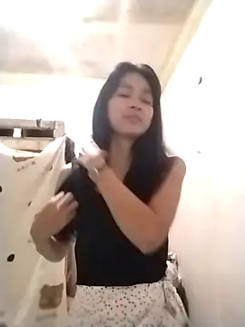 sweet maxine44 online show from April 17, 10:57 pm