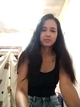 Snapshot of sweet_maxine44 chatting on April 26, 6:27 pm sweet maxine44 online show from April 26, 6:27 pm