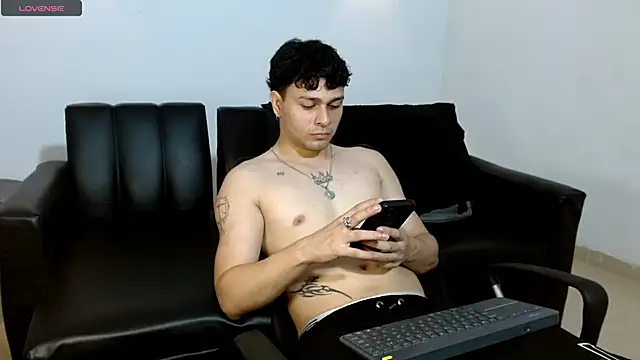 Philip Jons online show from April 9, 9:31 pm