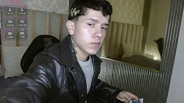 Snapshot of estefan_tay chatting on February 24, 2:42 am estefan tay online show from February 24, 2:42 am