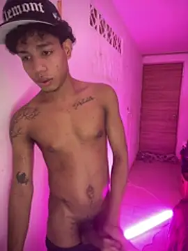 Snapshot of 777_dmz_ chatting on March 4, 2:17 am 777 dmz online show from March 4, 2:17 am