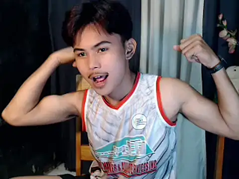Snapshot of twink_ivanxxxx chatting on March 8, 12:09 pm twink ivanxxxx online show from March 8, 12:09 pm