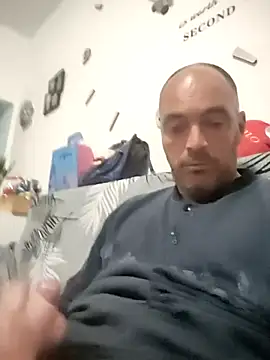 circott online show from March 5, 9:44 pm