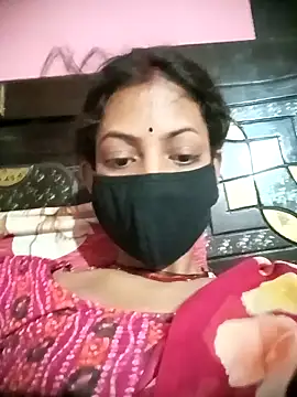 BIG QWEEN NO1 online show from April 21, 10:10 am