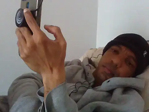 Snapshot of lavelle26 chatting on February 16, 8:21 am lavelle26 online show from February 16, 8:21 am