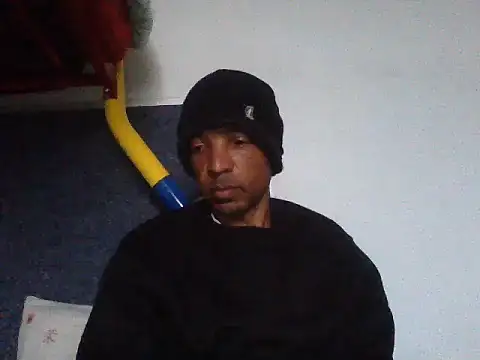 Snapshot of lavelle26 chatting on May 19, 2:45 pm lavelle26 online show from May 19, 2:45 pm