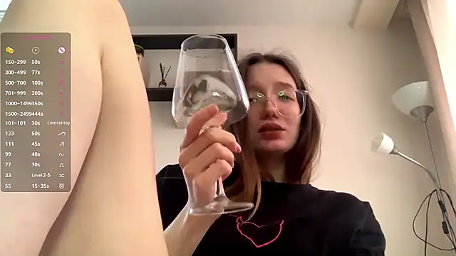 Snapshot of LakendraNoren chatting on February 7, 7:34 am LakendraNoren online show from February 7, 7:34 am