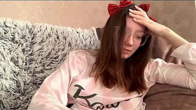 Snapshot of LakendraNoren chatting on February 15, 7:51 am LakendraNoren online show from February 15, 7:51 am