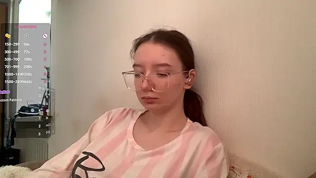 Snapshot of LakendraNoren chatting on February 22, 6:13 am LakendraNoren online show from February 22, 6:13 am