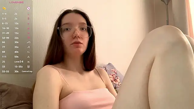 Snapshot of LakendraNoren chatting on February 28, 7:53 am LakendraNoren online show from February 28, 7:53 am