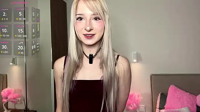 EvaQT online show from February 12, 7:25 am