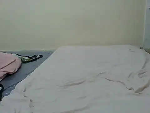 Snapshot of Latin_toes chatting on February 9, 6:34 pm Latin toes online show from February 9, 6:34 pm