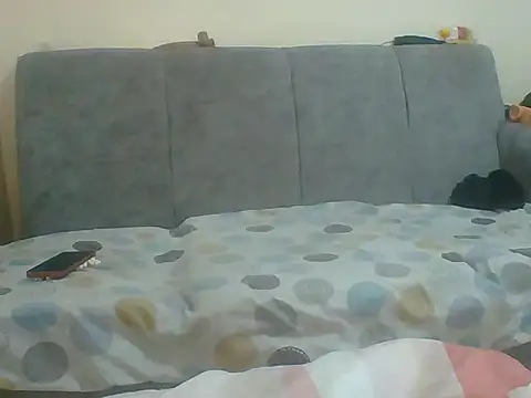 Snapshot of Latin_toes chatting on February 26, 1:26 am Latin toes online show from February 26, 1:26 am