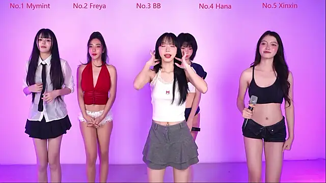 Snapshot of Believe-girl chatting on February 21, 12:28 pm Believe-girl online show from February 21, 12:28 pm