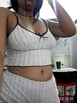 Snapshot of Zoe_Renata chatting on February 26, 8:24 am Zoe Renata online show from February 26, 8:24 am