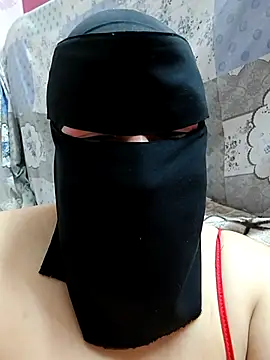 Snapshot of Warda_Egy chatting on May 5, 8:39 pm Warda Egy online show from May 5, 8:39 pm
