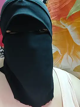 Snapshot of Warda_Egy chatting on July 22, 6:05 am Warda Egy online show from July 22, 6:05 am