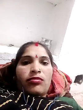Snapshot of Komal4050 chatting on February 12, 4:35 pm Komal4050 online show from February 12, 4:35 pm