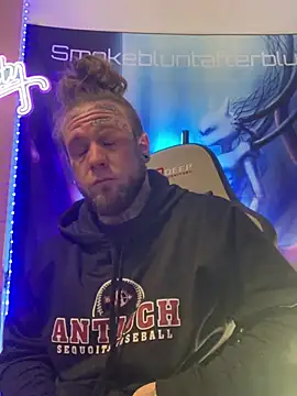 Smokebluntafterblunt online show from March 21, 12:21 pm